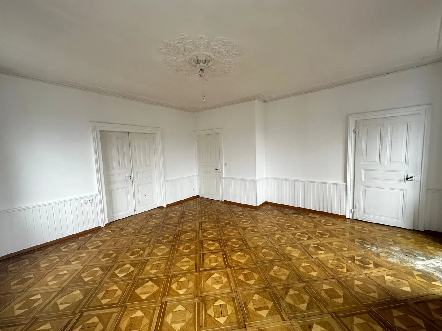 Lumineux et grand 4 pièces au coeur de Porrentruy - 2ème étage - Photo 12 sur 13