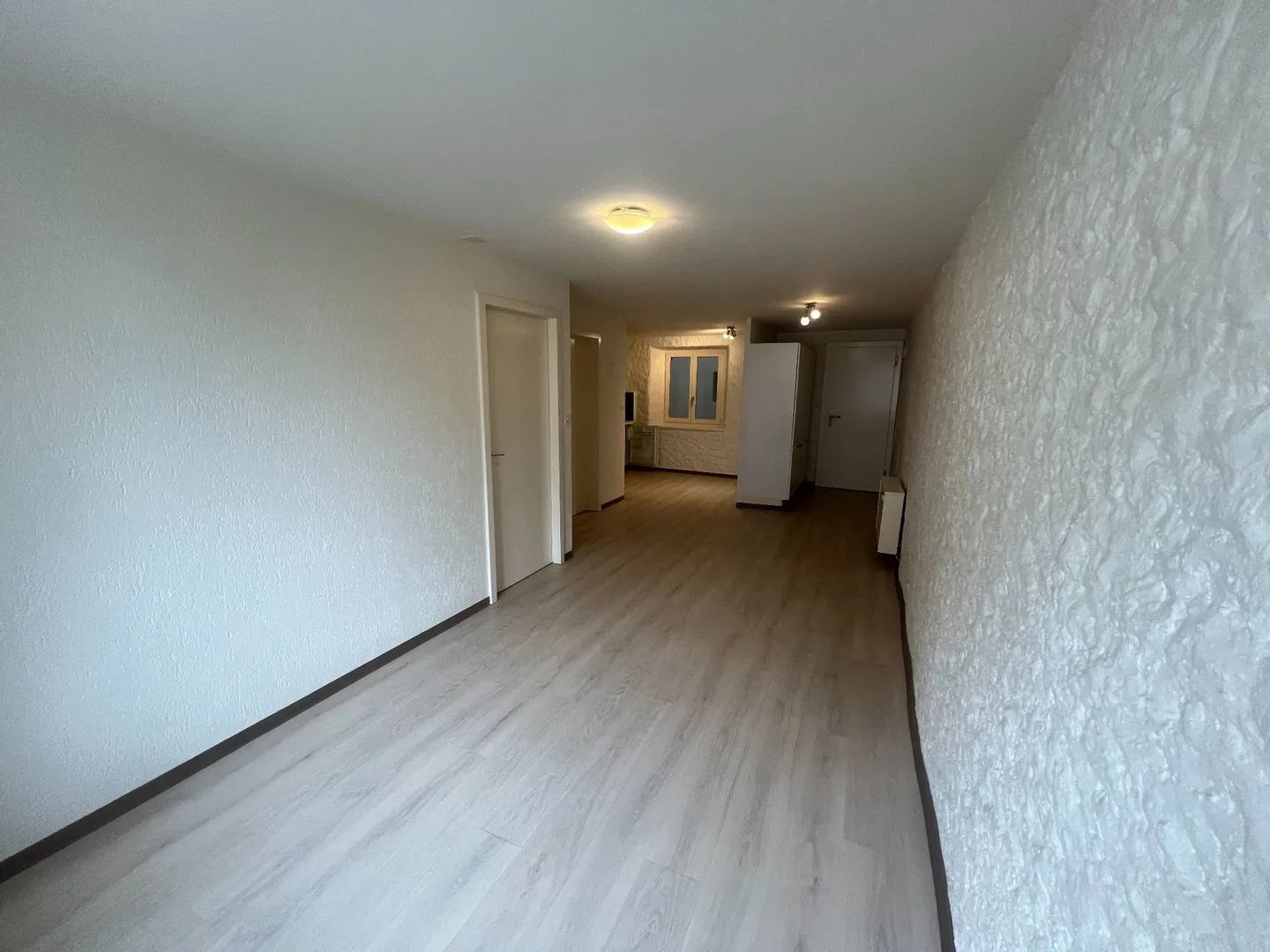 Schöne 2,5-Zimmer-Wohnung in der Altstadt im 1. oder 2. Stock - Foto 8 von 11