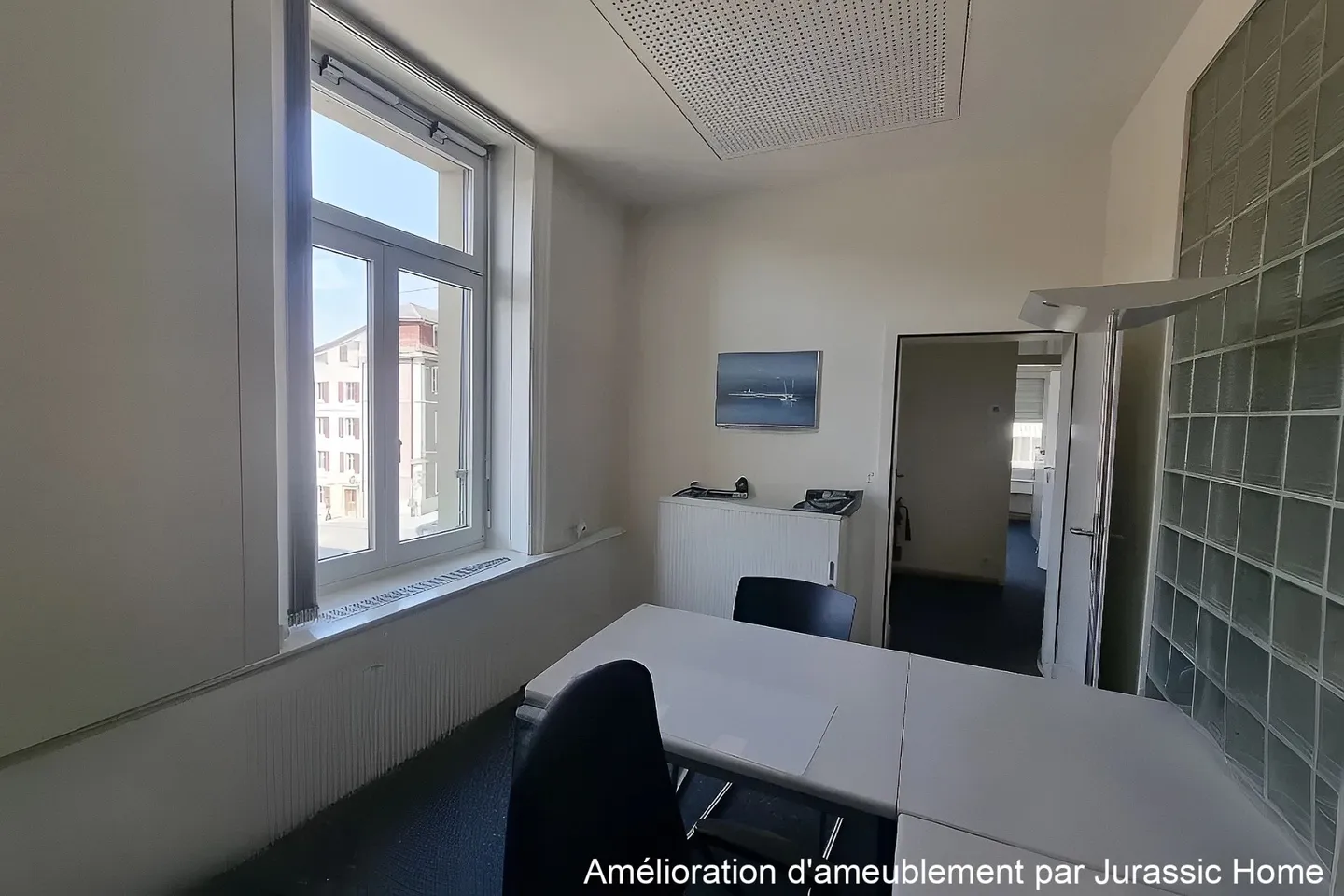 For rent - Commercial space of 95 m² with elevator, view of the castle, offices and annexes - Photo 5 of 11