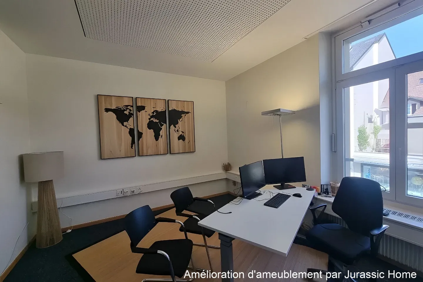 For rent - Commercial space of 95 m² with elevator, view of the castle, offices and annexes - Photo 7 of 11
