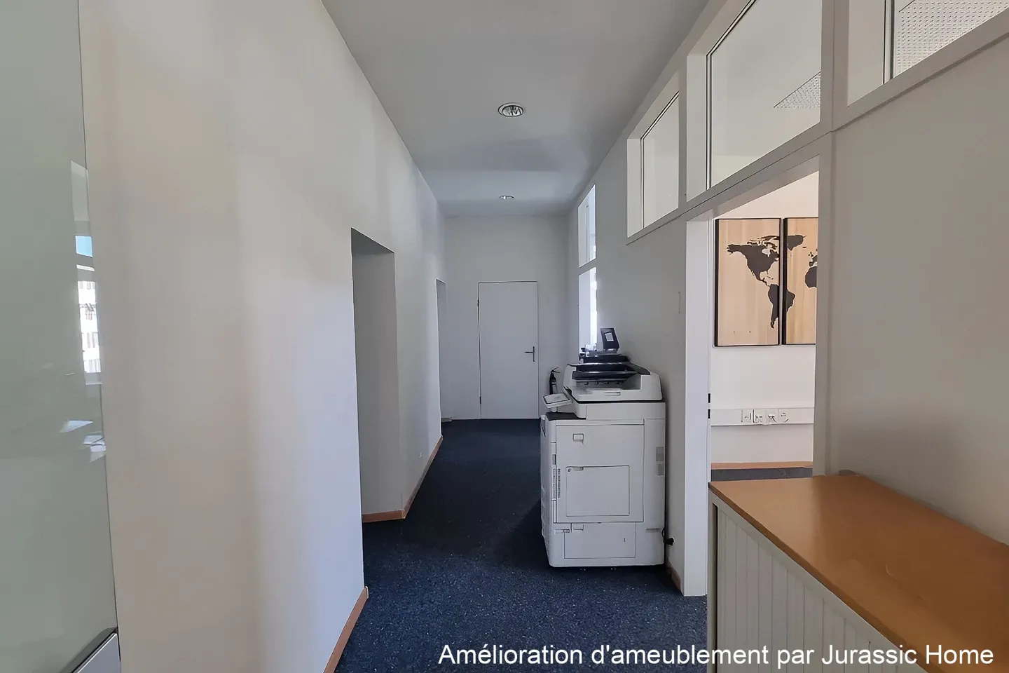 For rent - Commercial space of 95 m² with elevator, view of the castle, offices and annexes - Photo 4 of 11