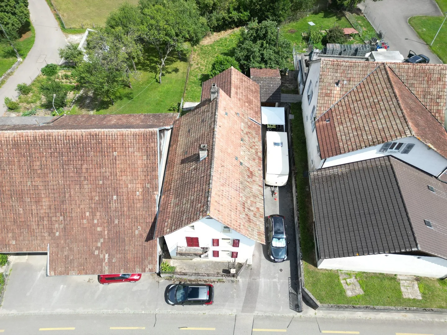 Small building with garden - Investment opportunity to seize in Courtemaîche - Photo 1 of 13