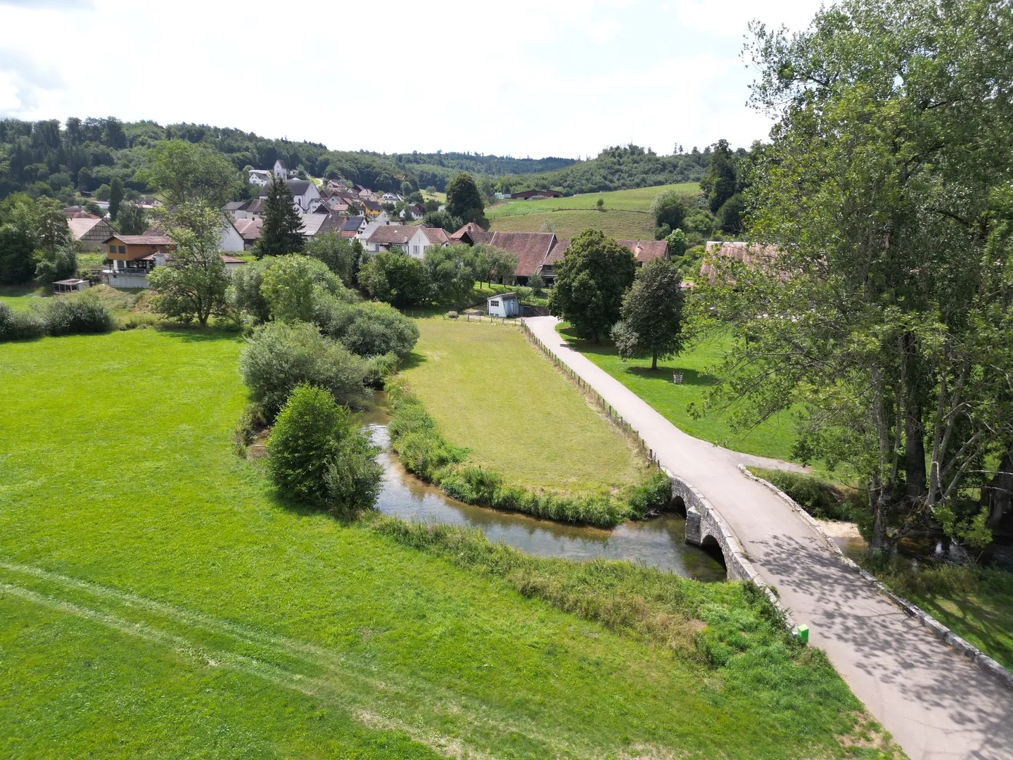 Small building with garden - Investment opportunity to seize in Courtemaîche - Photo 3 of 13