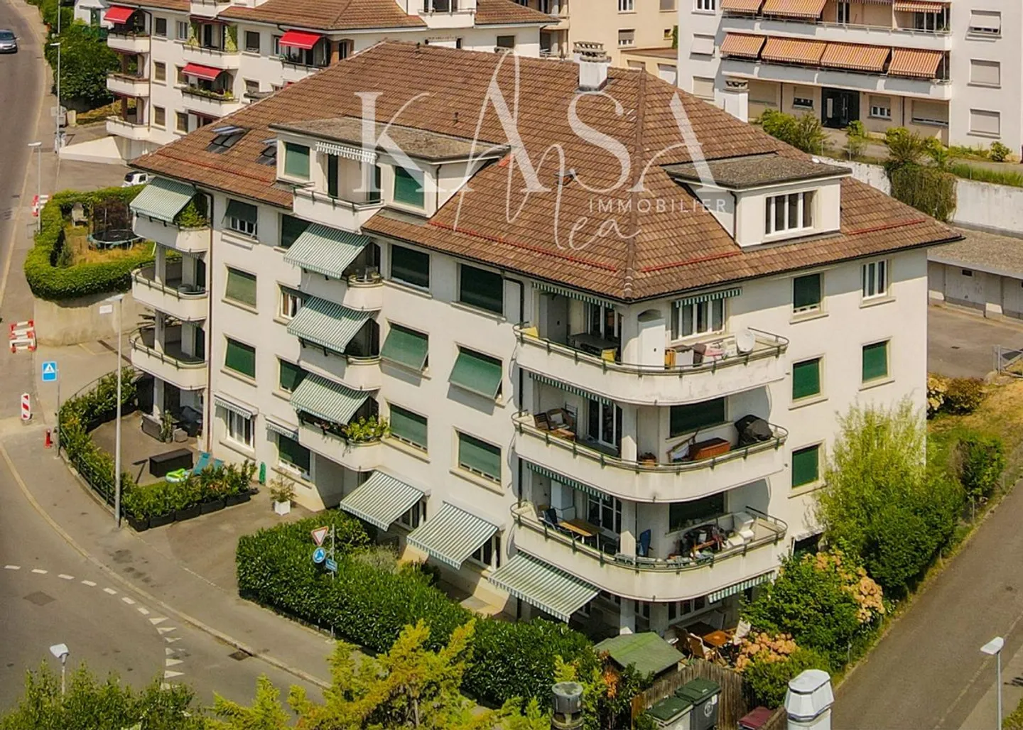 Appartamento attico ristrutturato, vista lago - Foto 6 di 13