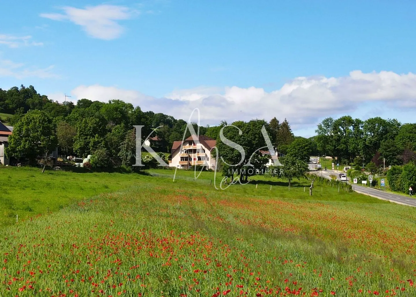 Duplex a reddito (circa 4%) - Inquilino presente, ideale per investitori - Foto 1 di 13