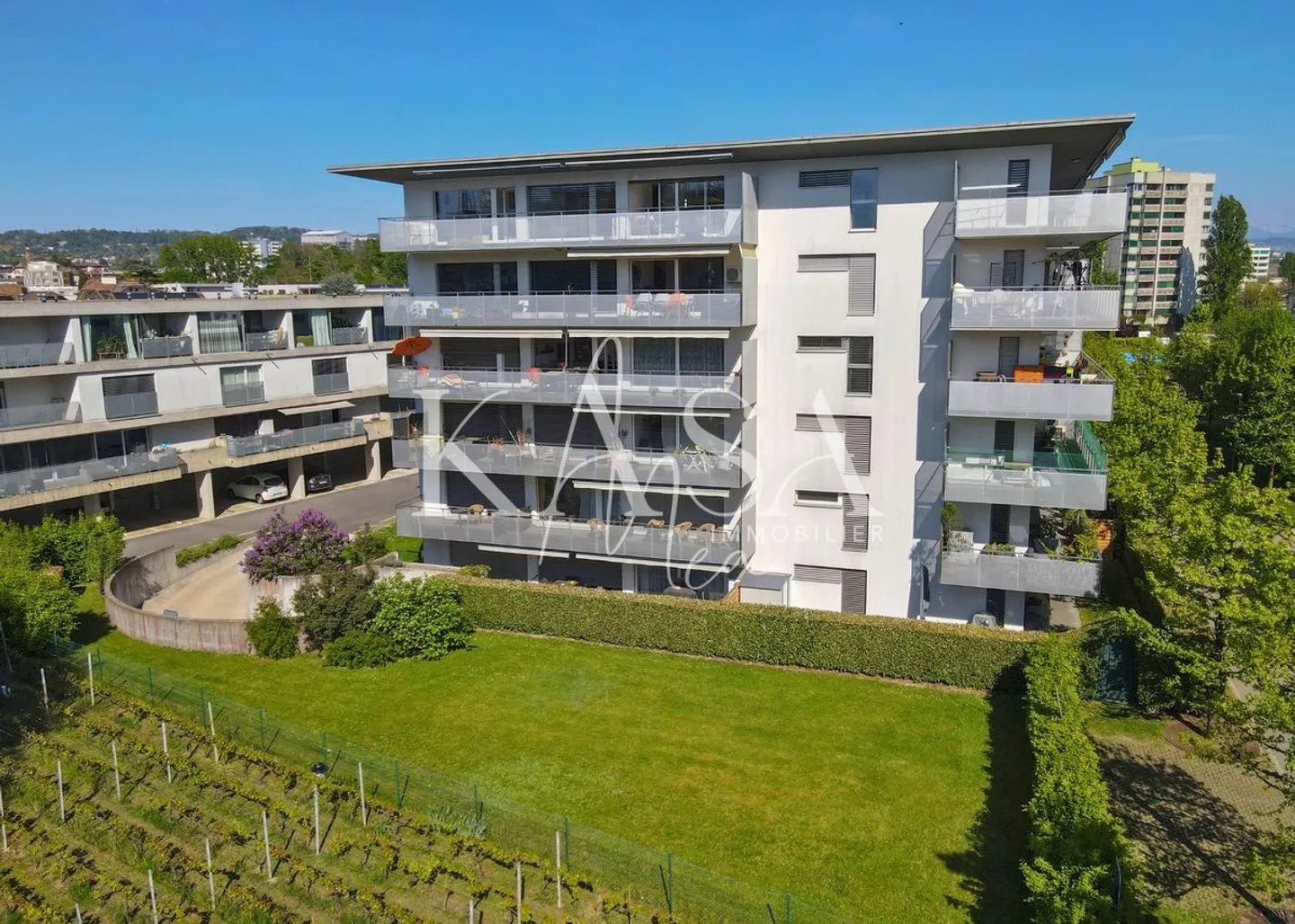 Posizione ideale vicino alla M1 - Bellissimo appartamento con terrazza di 4.5 locali - Foto 9 di 12