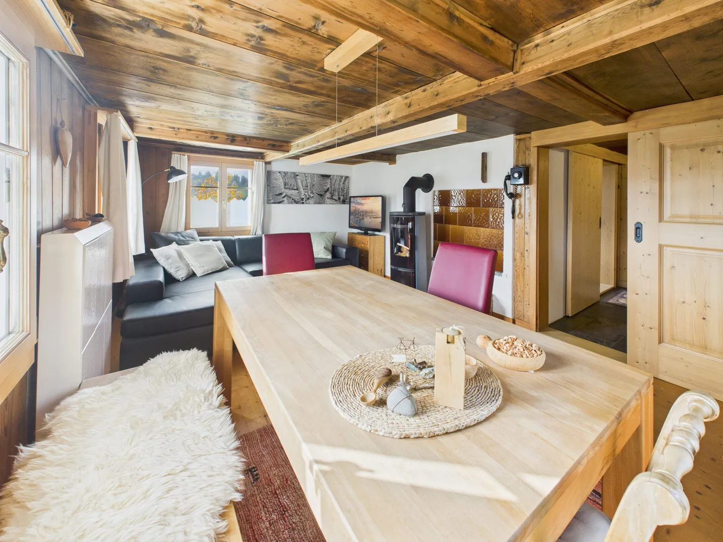 Panorama e fascino con vista montagna: vivere nel cuore della natura - Foto 4 di 12