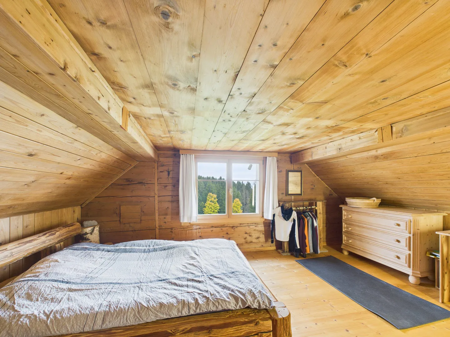 Panorama e fascino con vista montagna: vivere nel cuore della natura - Foto 7 di 12