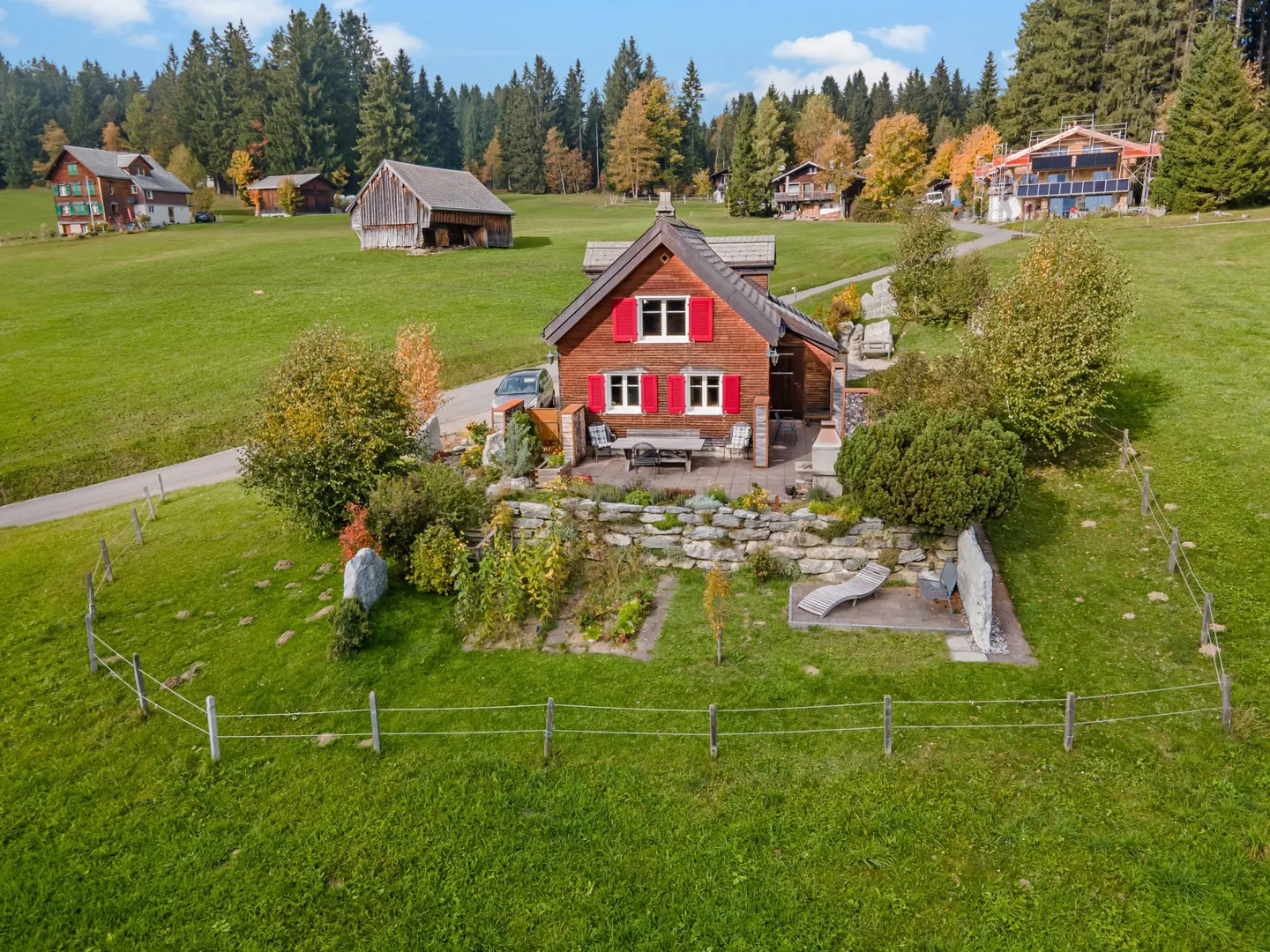Panorama e fascino con vista montagna: vivere nel cuore della natura - Foto 12 di 12