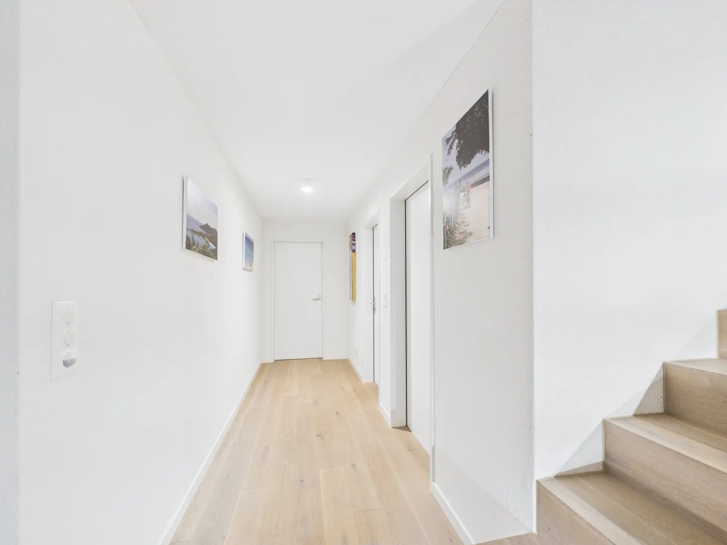 Modernes Einfamilienhaus mit Pool - Foto 11 von 12