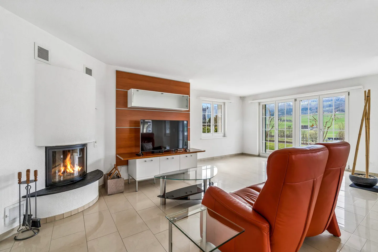 Casa unifamiliare in stile country con giardino idilliaco in una bellissima posizione - Foto 3 di 7