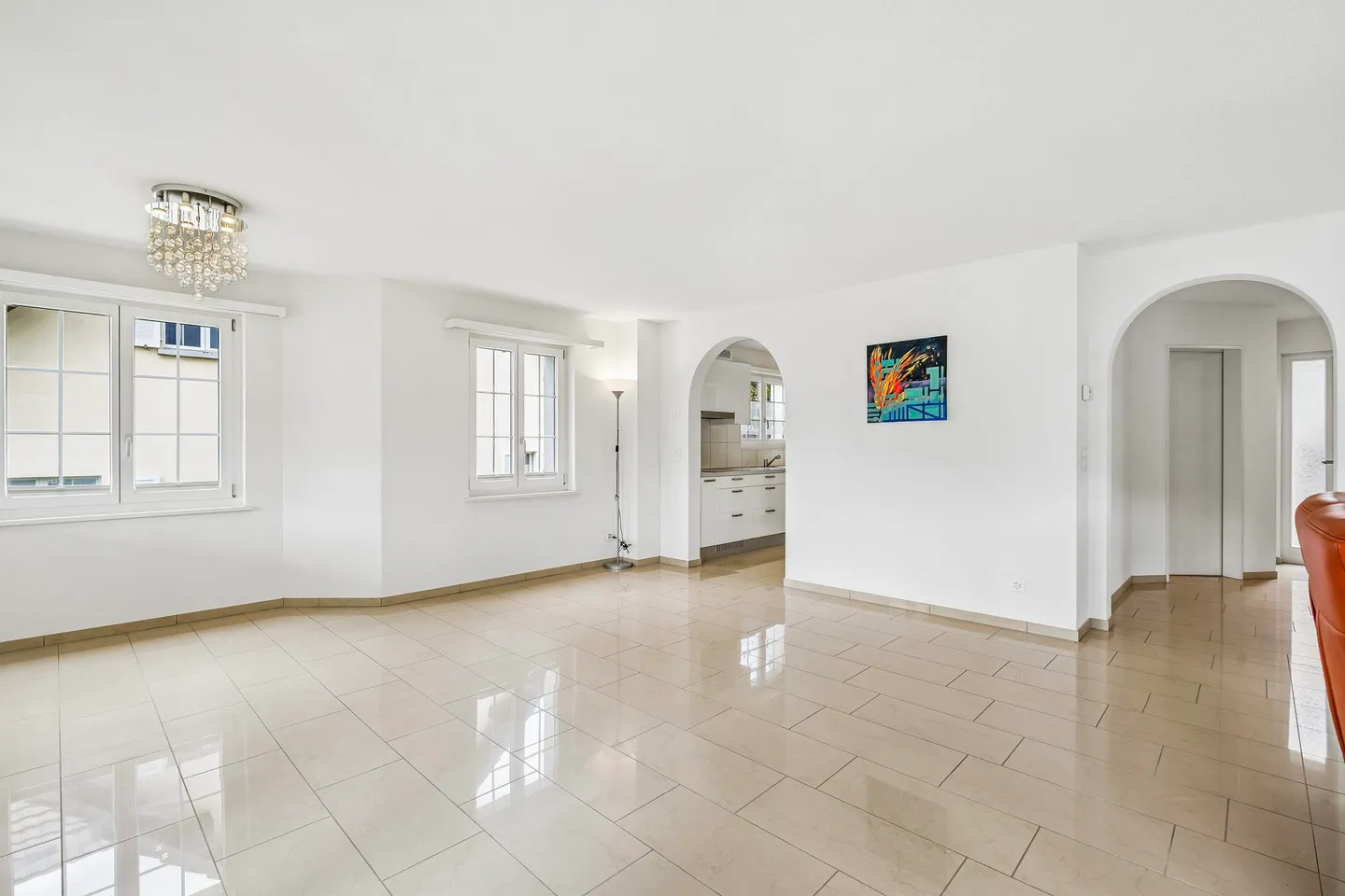 Casa unifamiliare in stile country con giardino idilliaco in una bellissima posizione - Foto 4 di 7