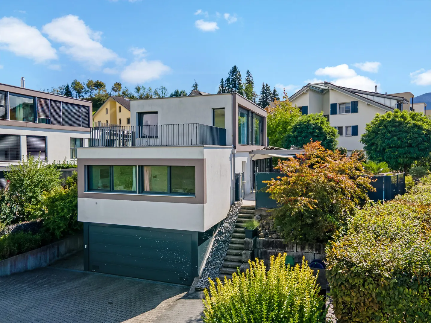 Modernes Einfamilienhaus mit Pool - Foto 12 von 12
