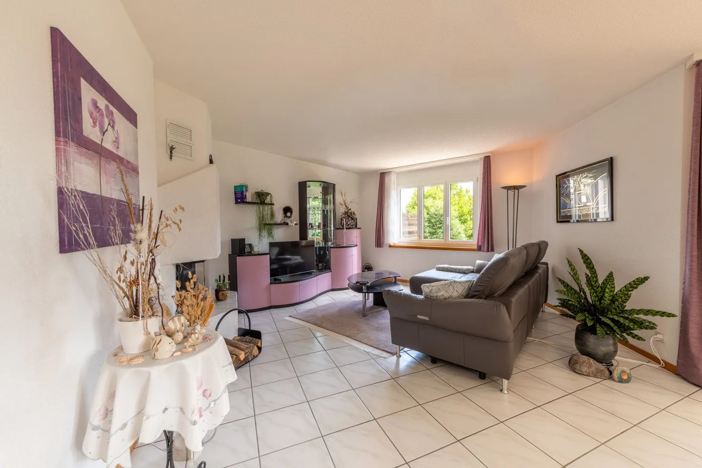 Vivre avec une vue - Maison jumelée bien entretenue avec un beau jardin - Photo 4 sur 13