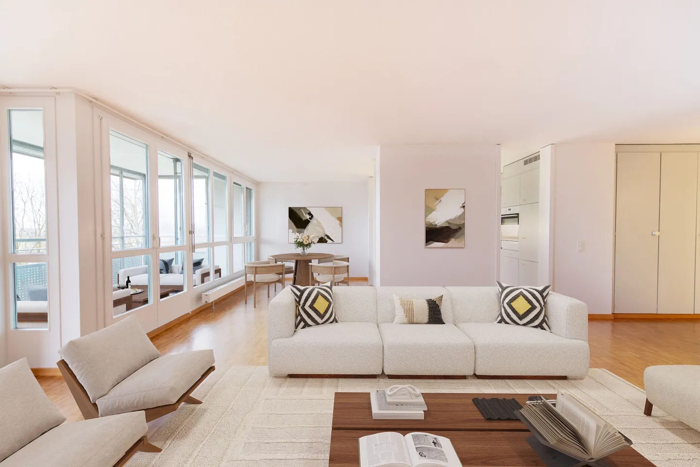 Vivere con comfort: propria lavatrice, grande balcone e molto spazio - Foto 1 di 13