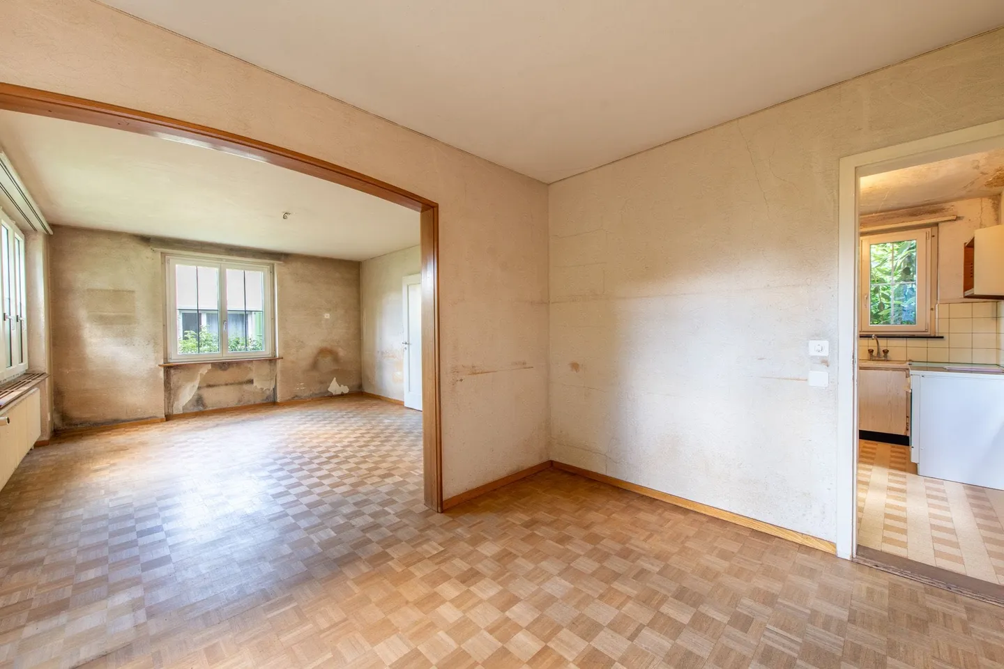 Investir, développer ou se réaliser - maison individuelle sur un terrain à bâtir attrayant - Photo 2 sur 13