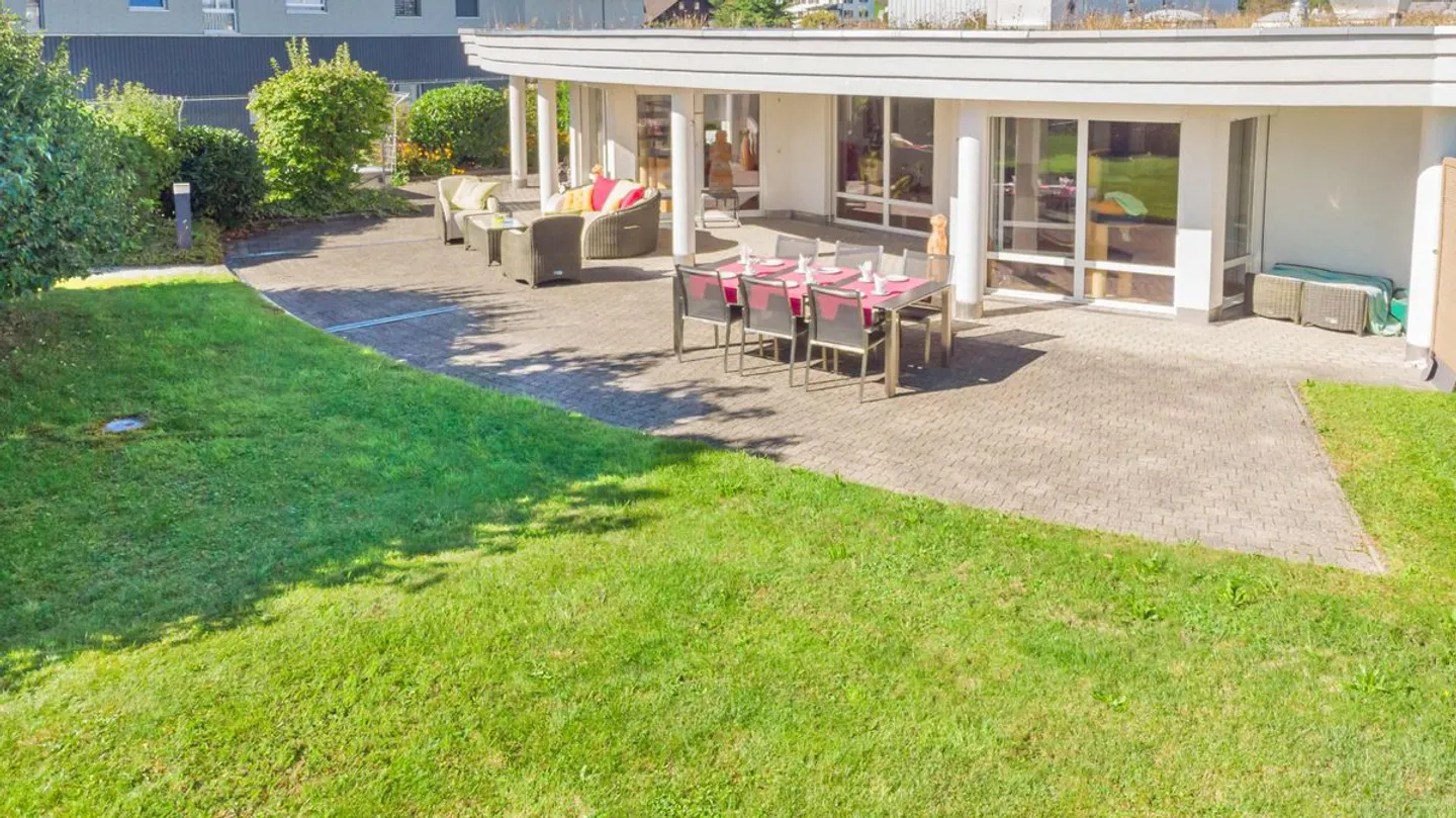 PENTHOUSE APARTMENT WITH GARDEN - Photo 7 of 13