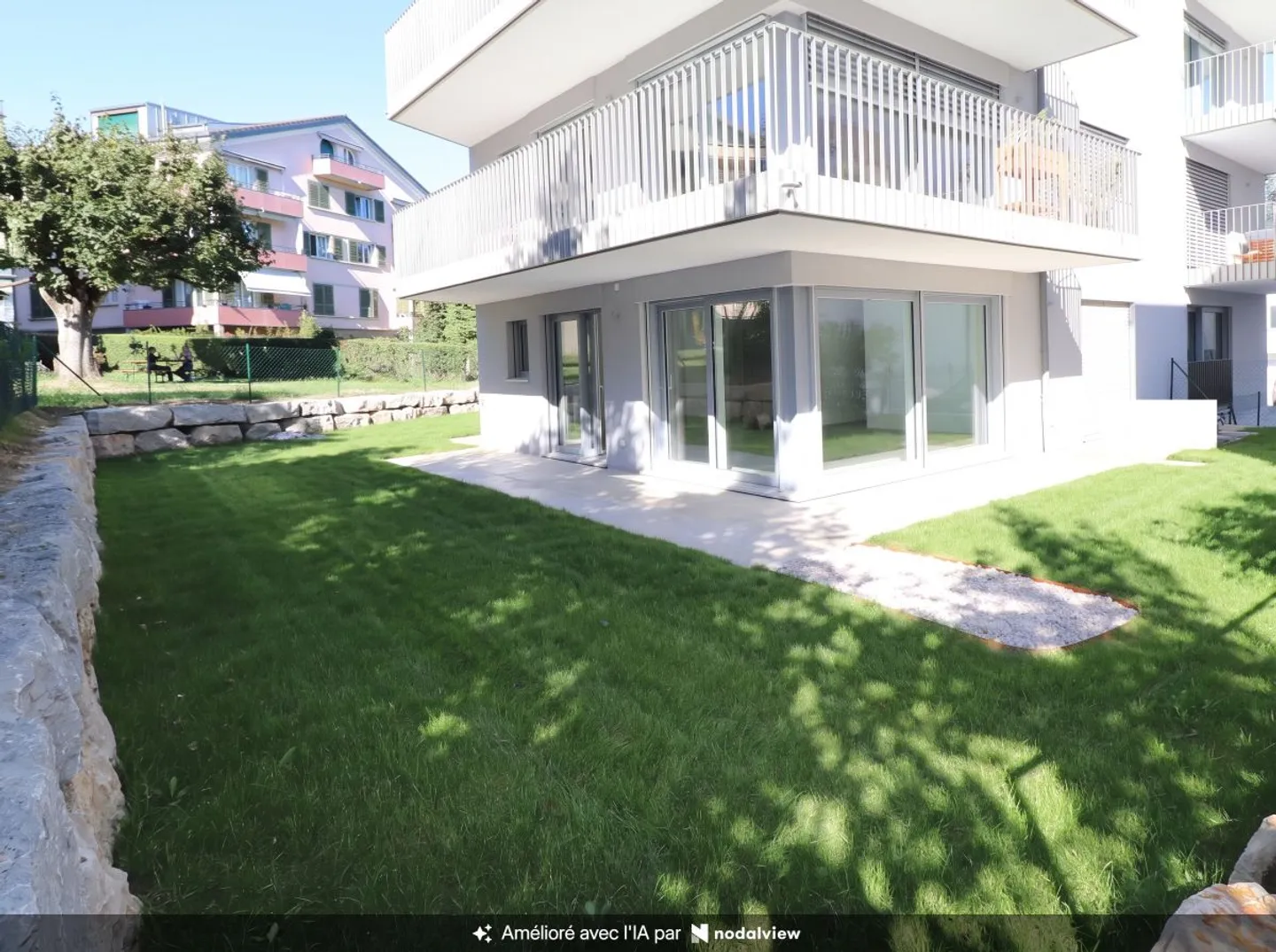 Rare à saisir! Magnifique appartement neuf en rez-jardin, 3 chambres, très proche du centre, quartier sans aucune nuisance! - Photo 1 of 5