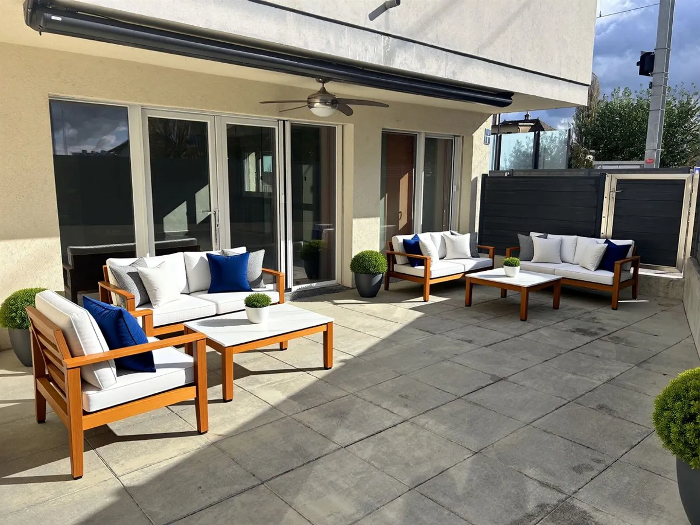 Bel et spacieux appartement, finitions de qualité, deux terrasses, possibilité de créer une troisième chambre. - Photo 7 sur 8