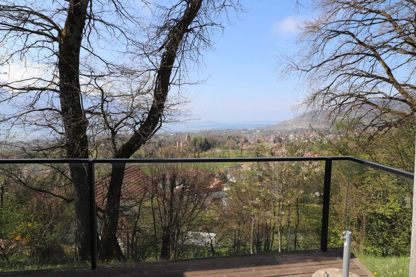 Rara casa progettata da un architetto, vista mozzafiato, quartiere molto tranquillo! - Foto 8 di 8