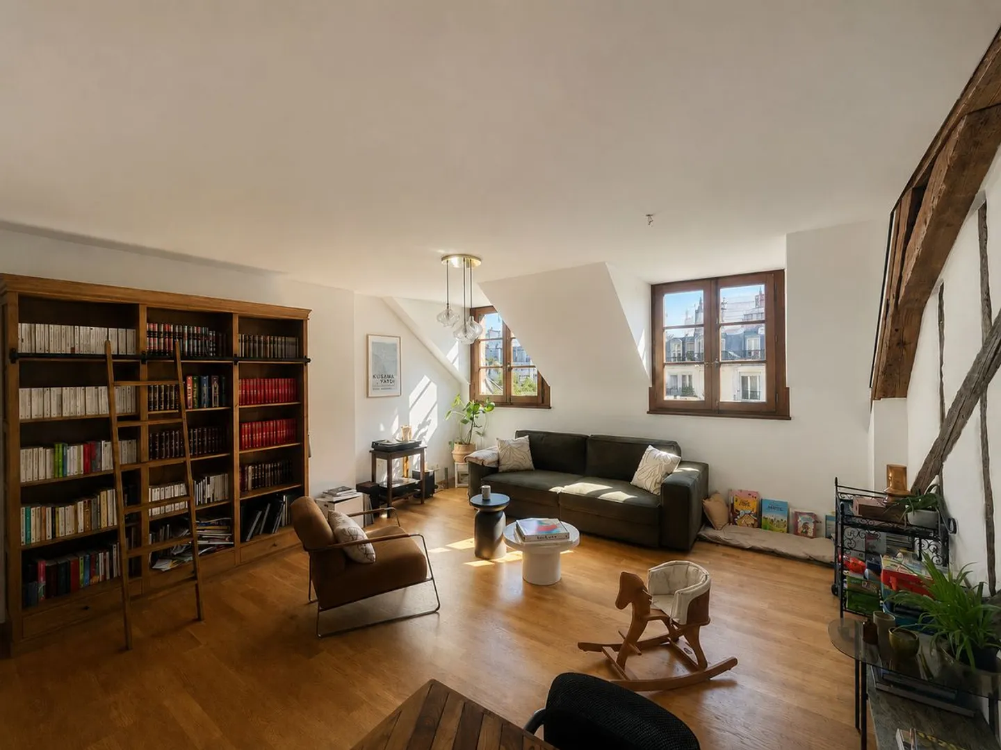 Incantevole loft di 3 stanze in centro - Foto 4 di 4