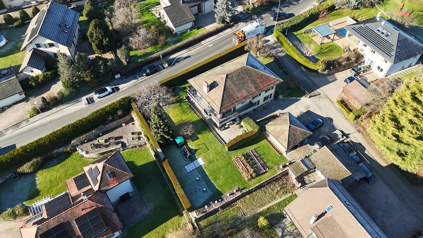 In Esclusiva Appartamento luminoso con terrazza e giardino - Foto 11 di 12