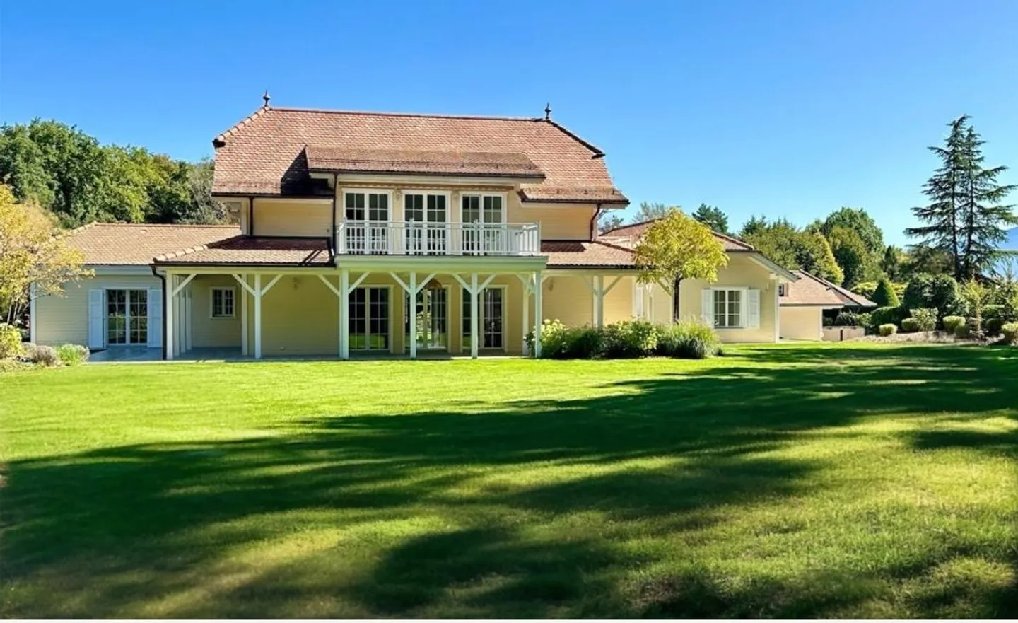 Maison de luxe à louer - Photo 1 sur 3