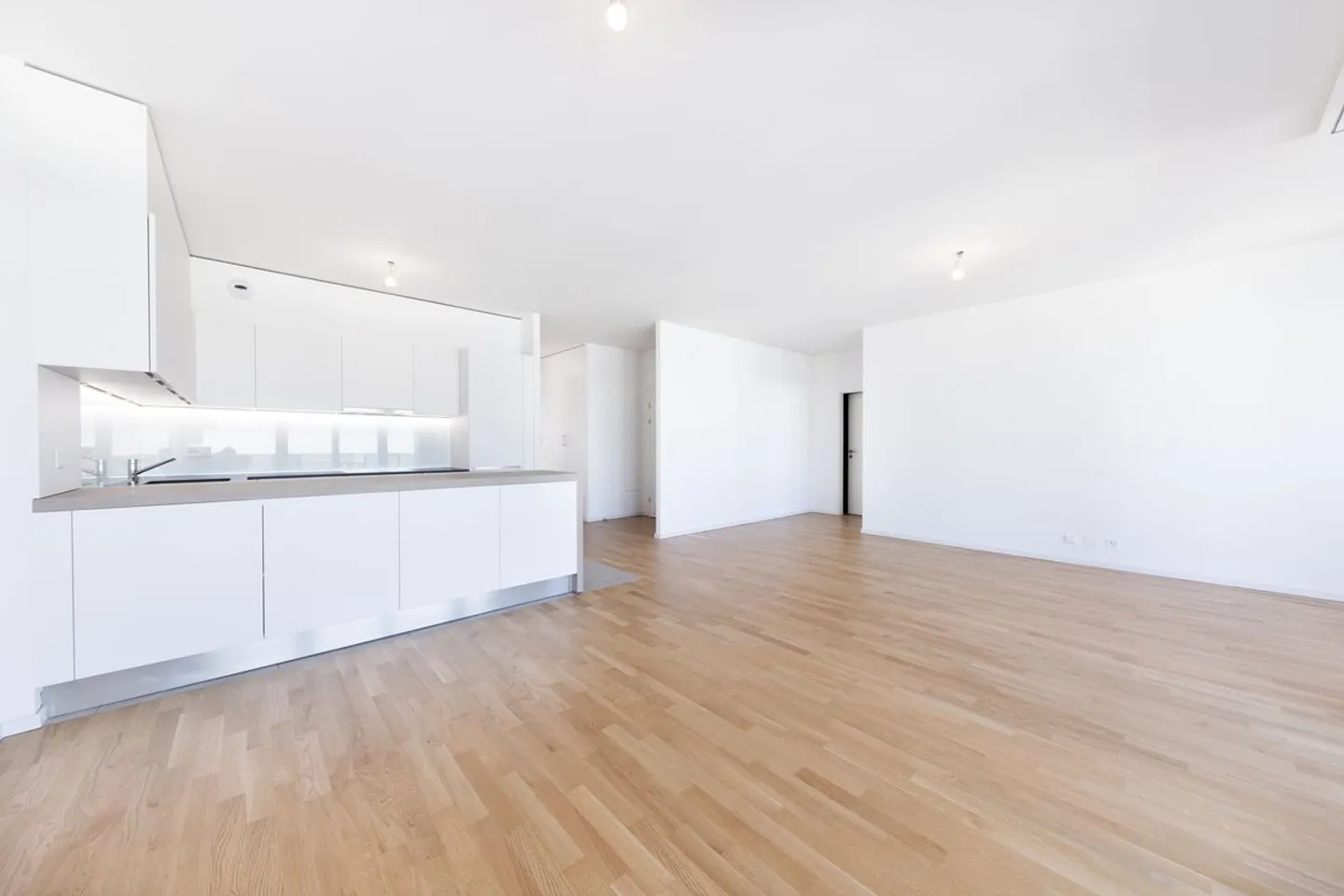 Stupendo attico nuovo con vista panoramica - Foto 8 di 13