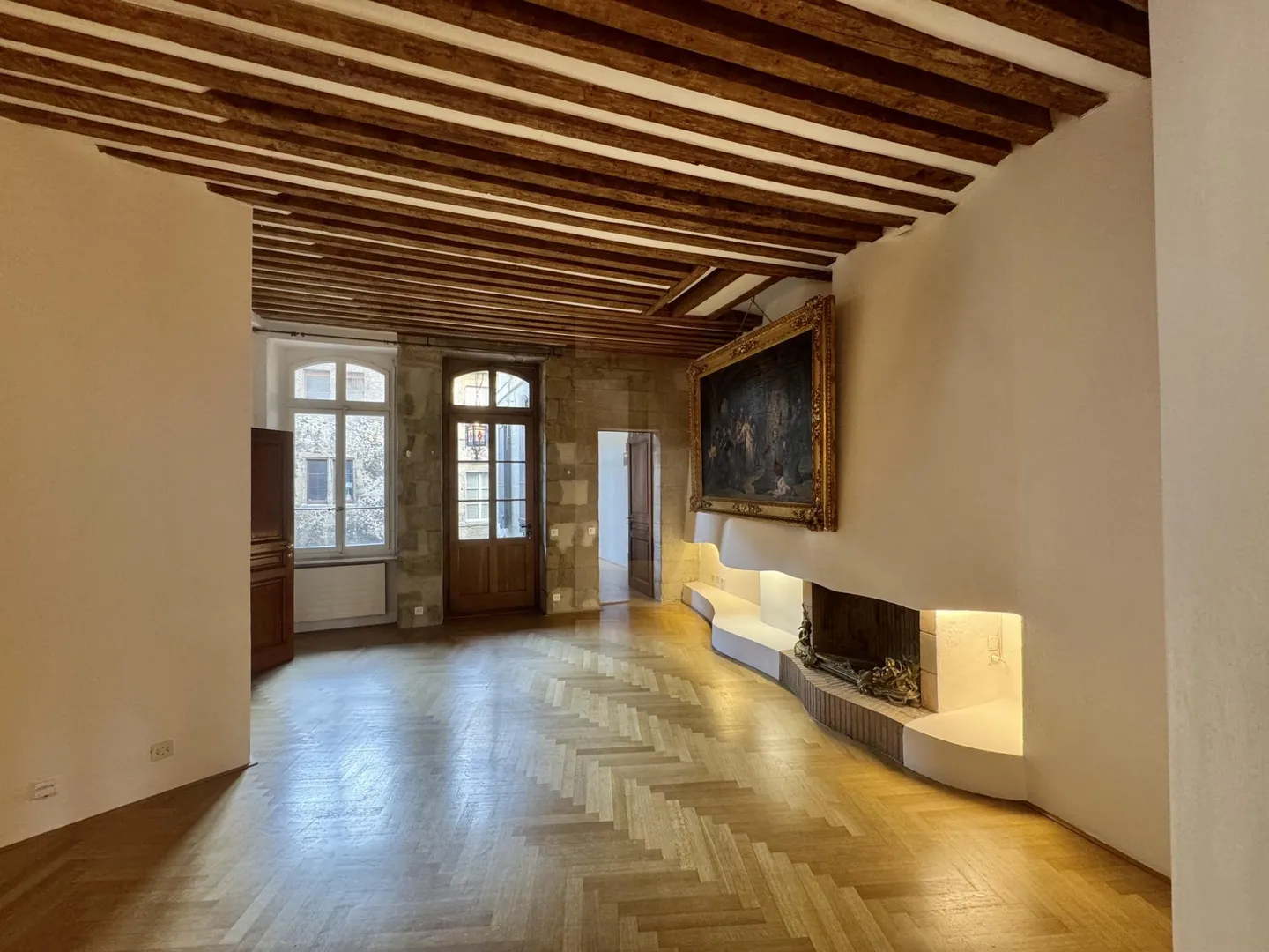 Superb apartment with private terrace - Photo 1 of 12