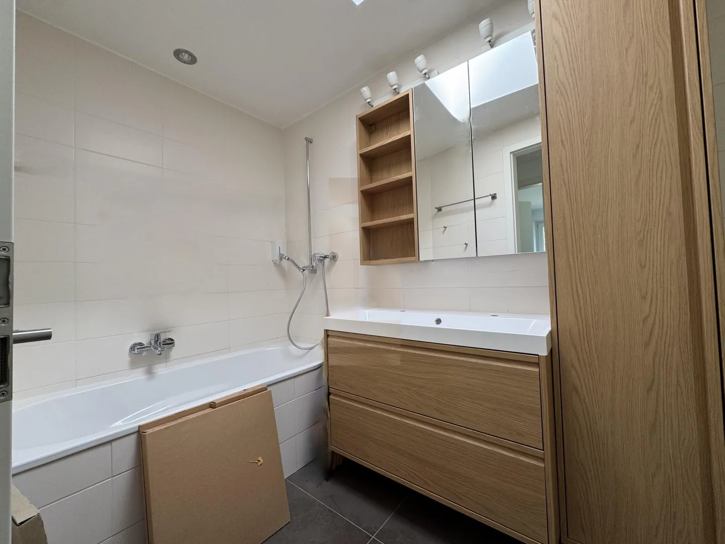 Belle villa familiale contemporaine avec jardin - Foto 11 di 13