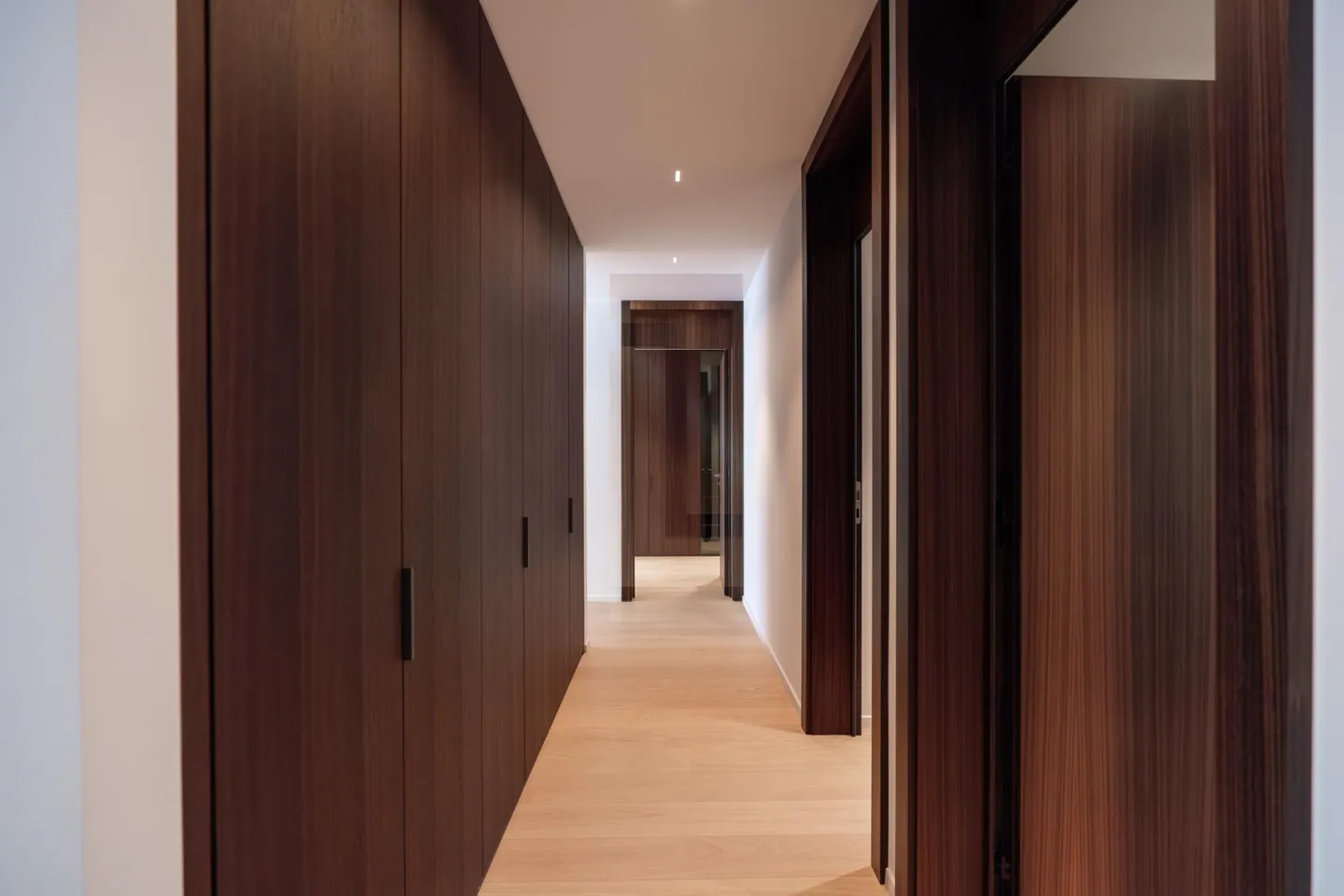 Superb contemporary apartment in Chêne-Bougeries - Photo 7 of 11