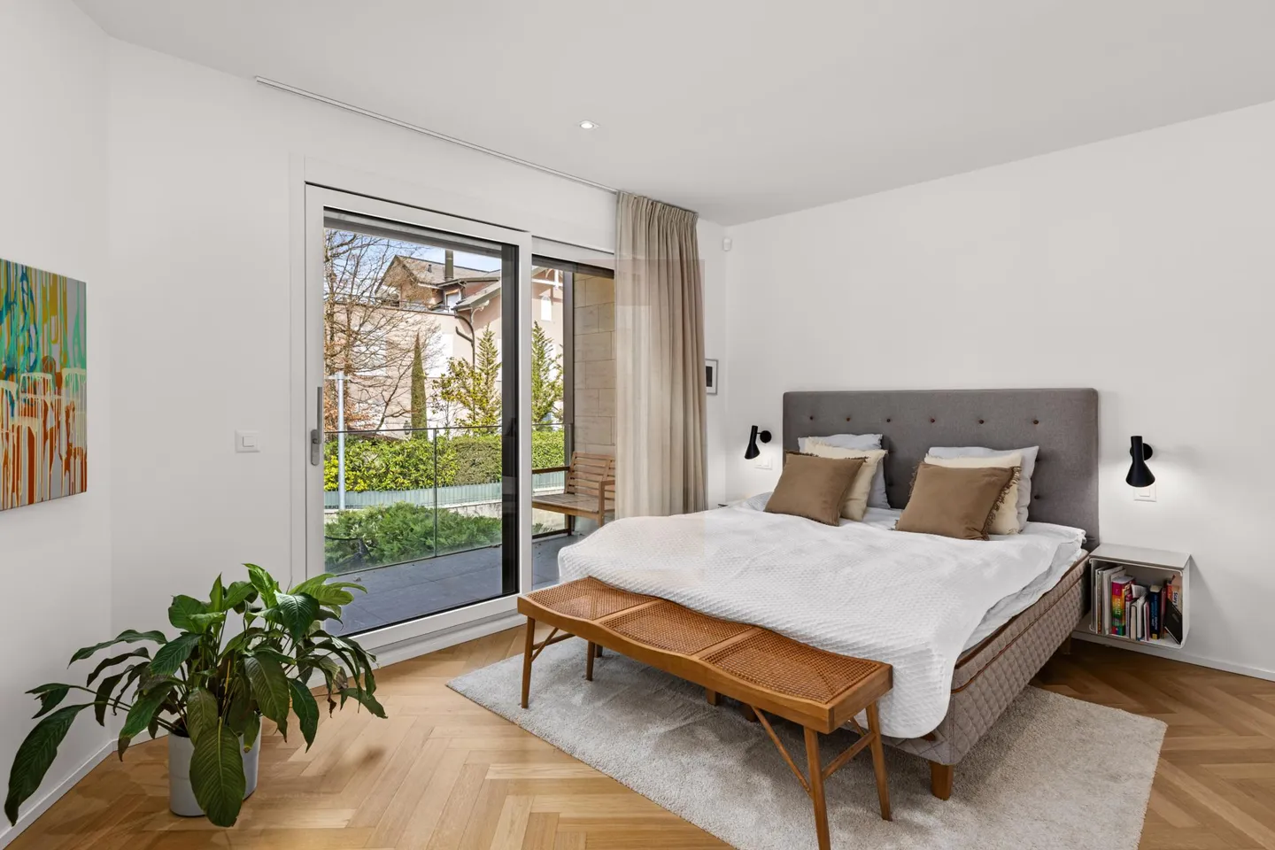 Villa contemporanea con piscina - Foto 6 di 13