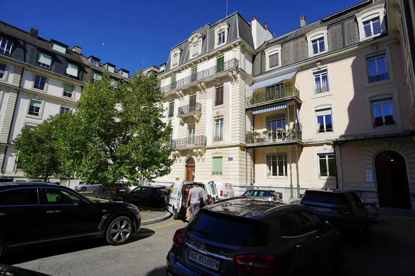 Superbo appartamento ristrutturato nel cuore del quartiere della Chiesa Russa - Foto 1 di 13