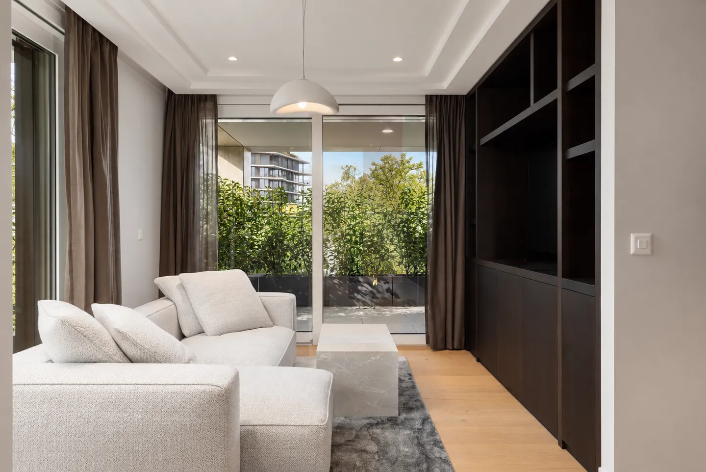 Stunning Turnkey Modern Apartment - Photo 1 of 1