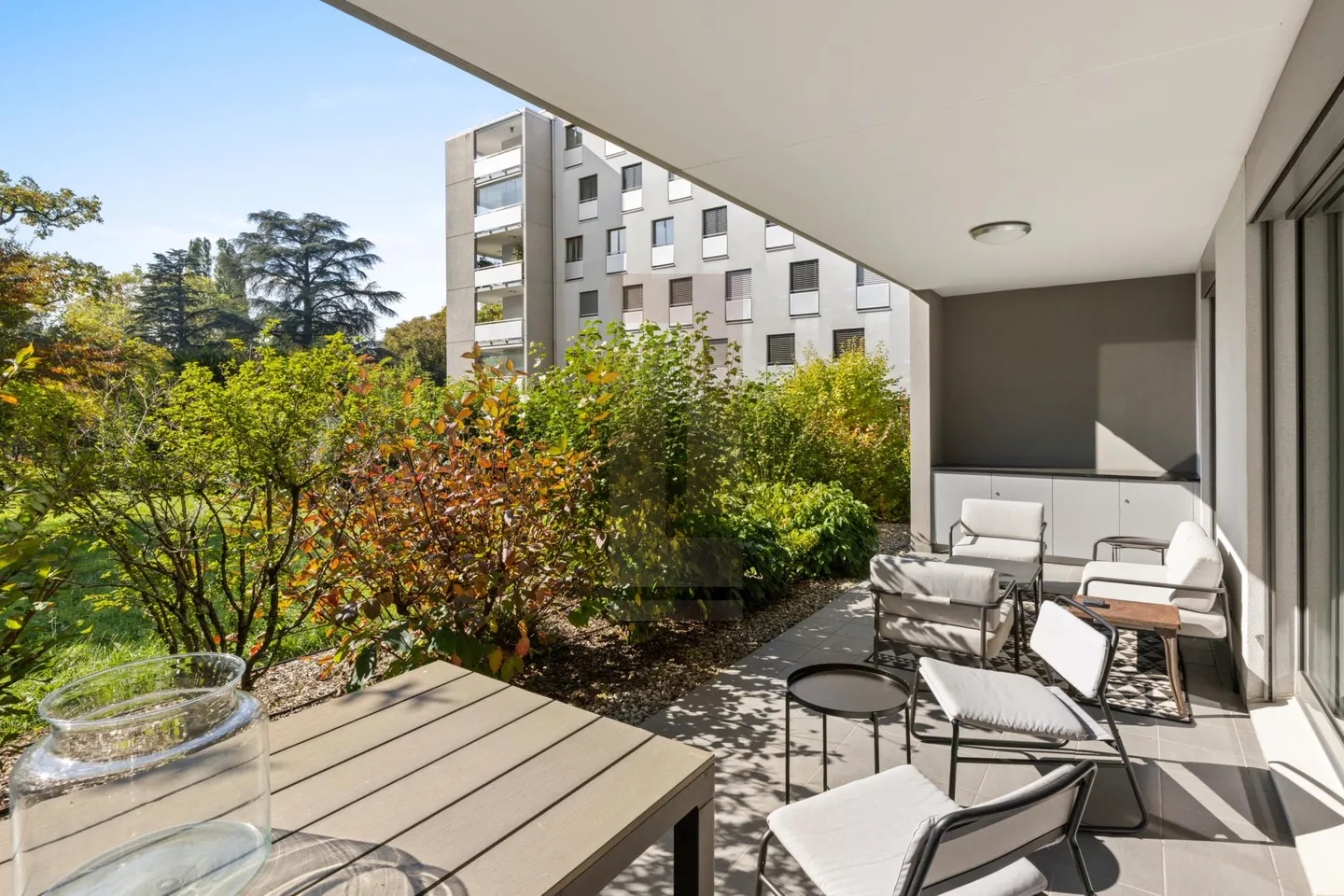 Appartement moderne avec parc privé - Photo 11 sur 12