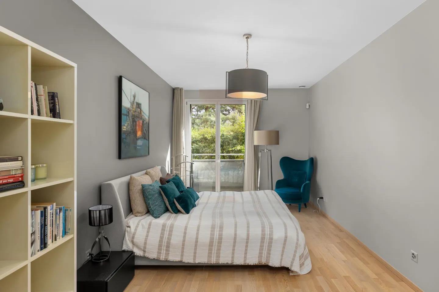 Superb furnished apartment in a residence with private park - Photo 7 of 12