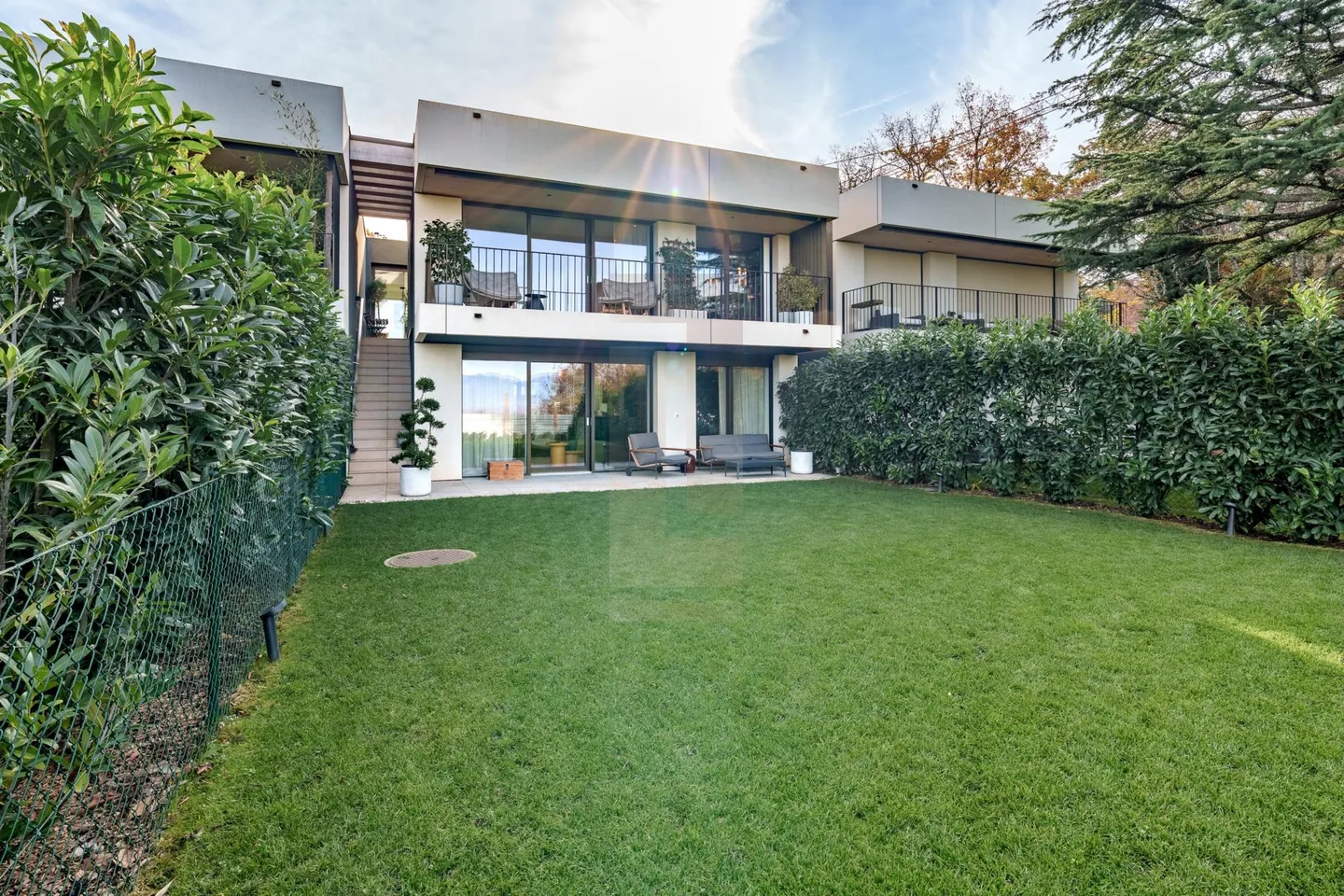 Exklusiv: Zeitgenössisches schlüsselfertiges Haus mit Seeblick - Foto 9 von 13