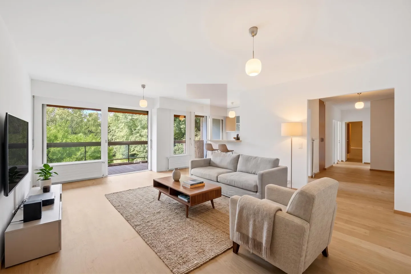 Bellissimo appartamento in una residenza con piscina - Foto 1 di 9