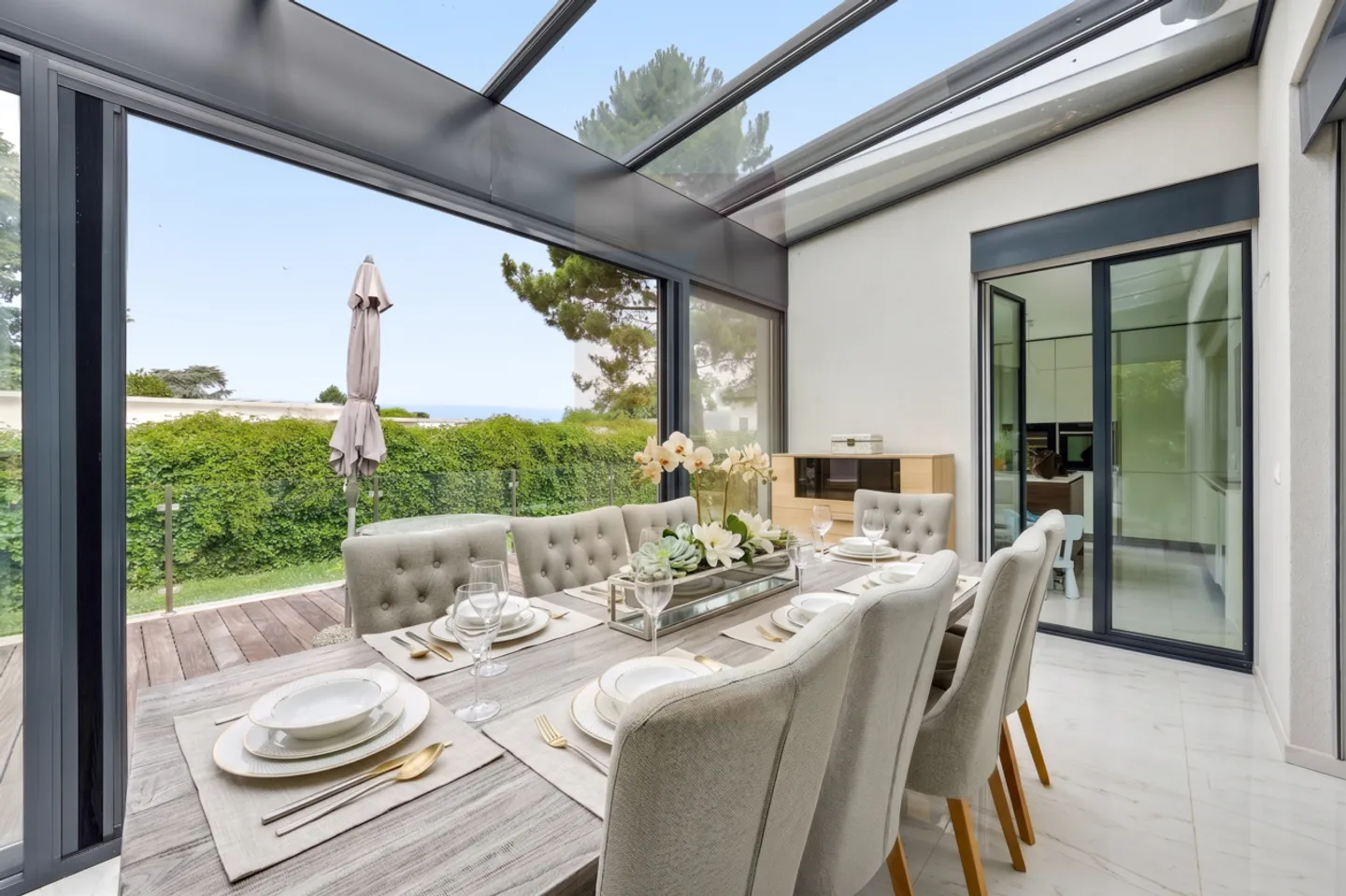 Villa moderne près du lac - Photo 4 sur 8