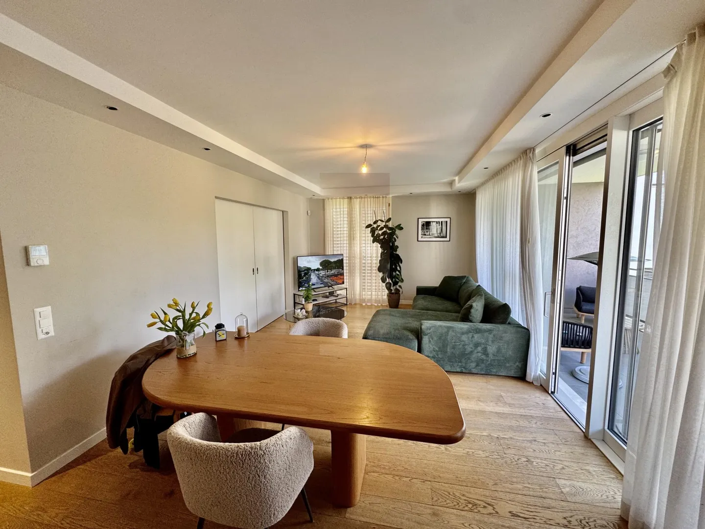 Hervorragende moderne Wohnung - Foto 1 von 12