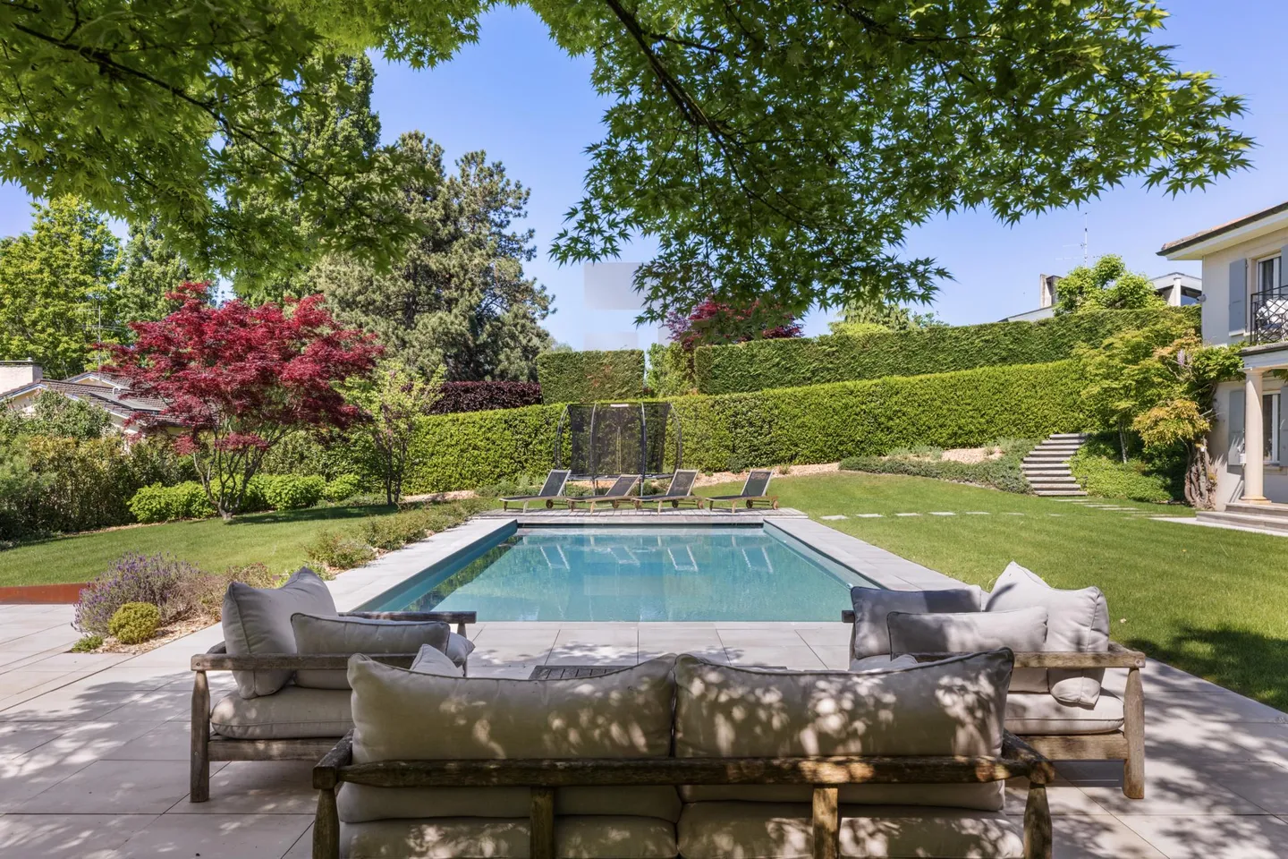 Maison rénovée avec piscine - Photo 2 sur 2