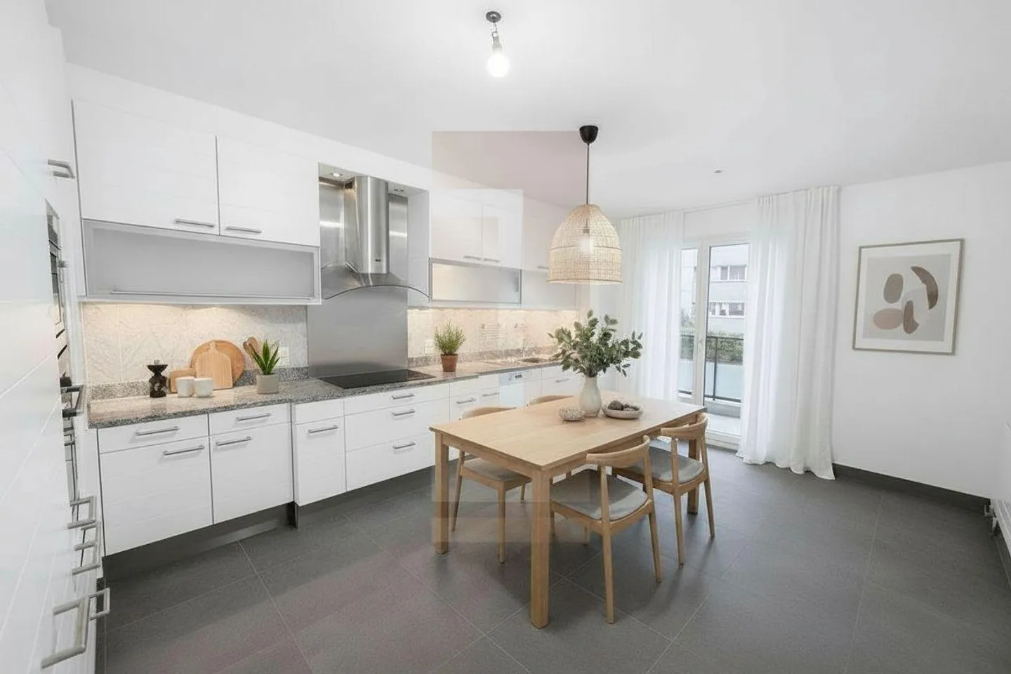 Wunderschöne Wohnung nur wenige Schritte vom Stadtzentrum entfernt - Foto 3 von 13