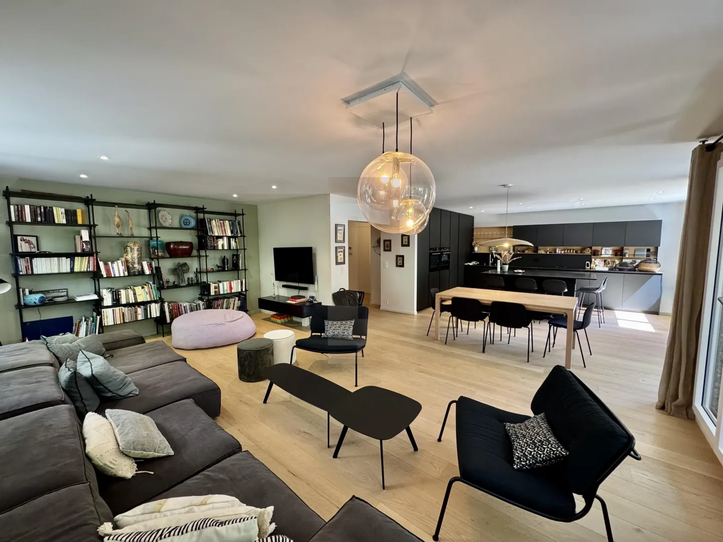Appartement rénové au parc Bertrand - Photo 5 sur 13