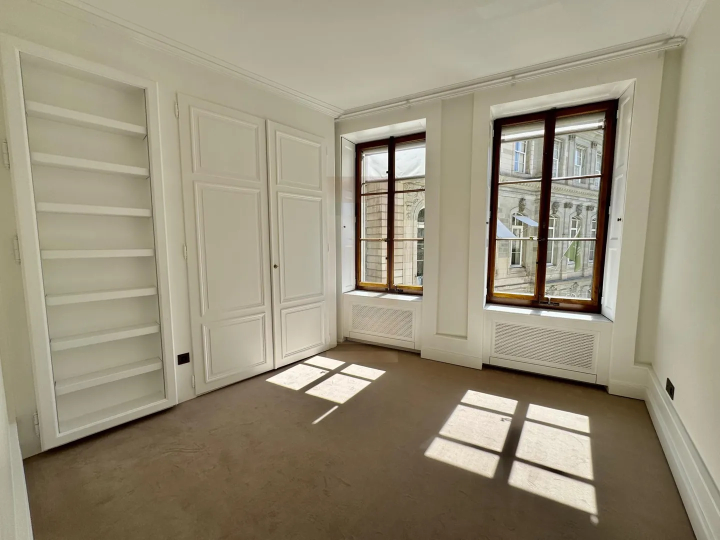 Superbe appartement rénové au coeur de la vieille ville - Photo 10 sur 13