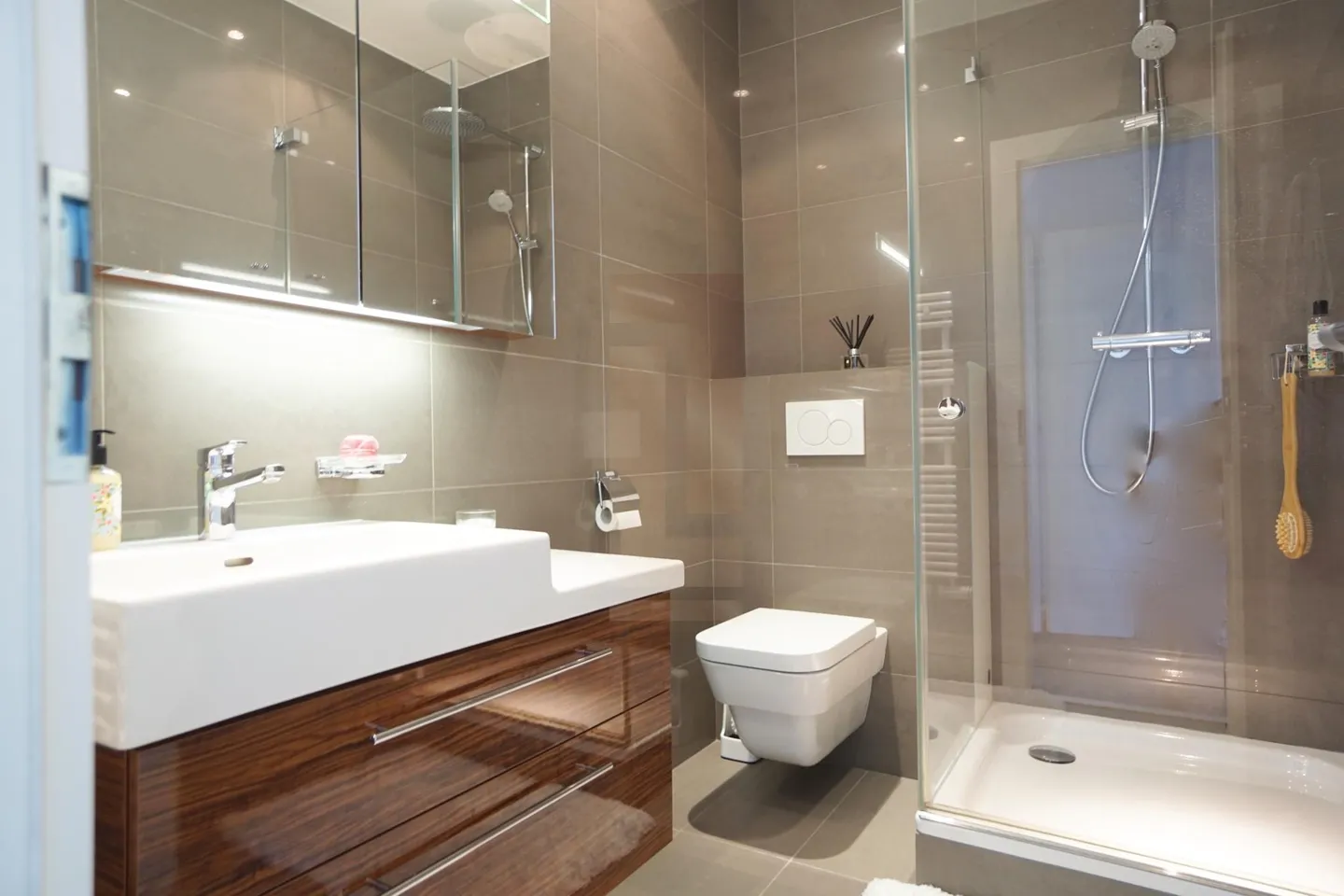 Wunderschöne möblierte Penthousewohnung im Herzen von Champel - Foto 8 von 13