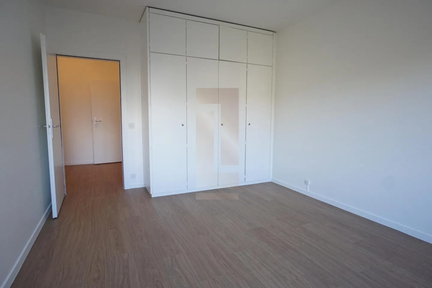 Bright apartment near the city center - Photo 7 of 9