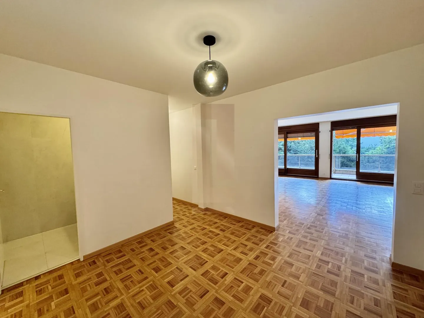 Hochwertige Wohnung - Foto 3 von 13
