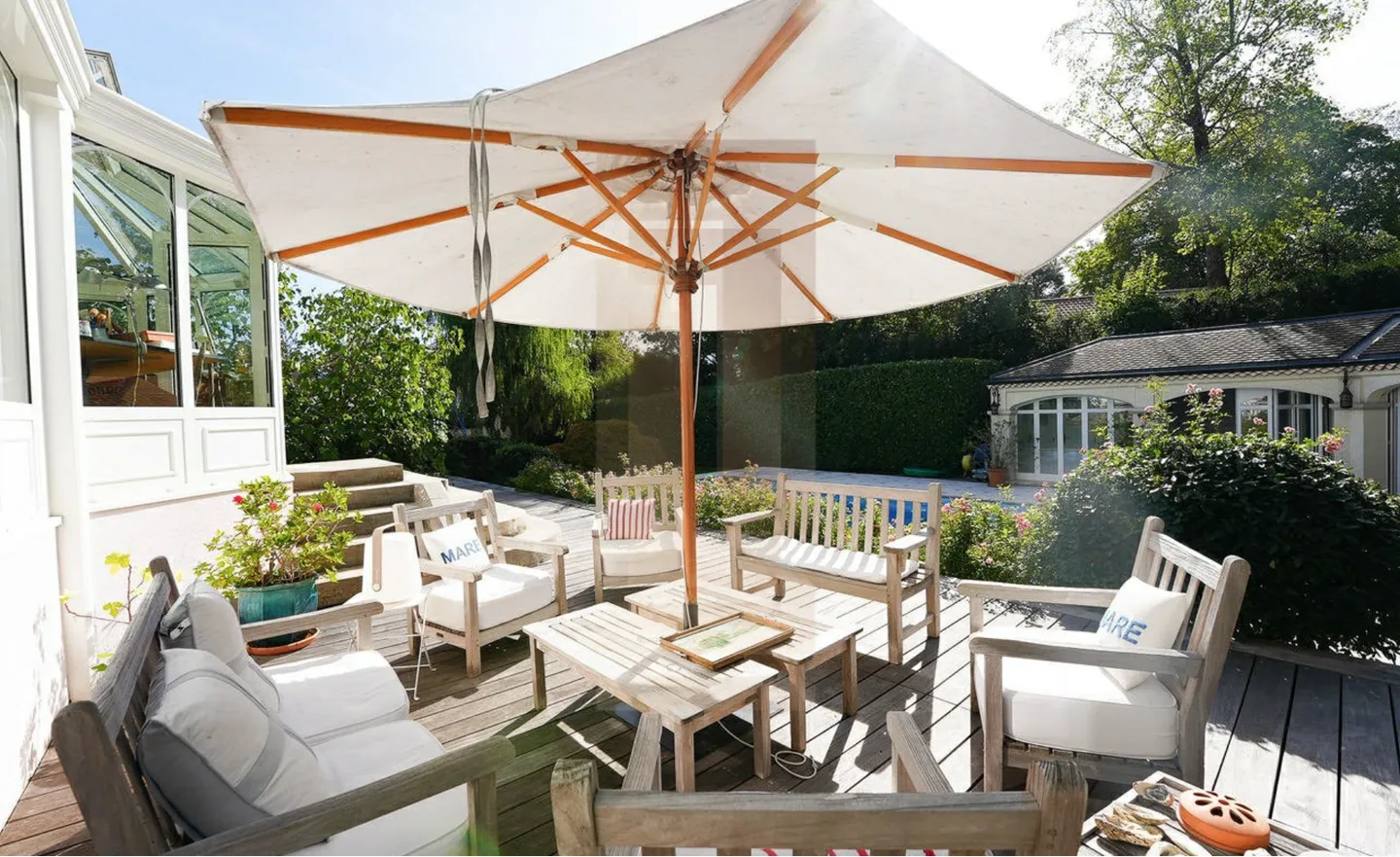 Hervorragendes, vollständig renoviertes Meisterhaus - Foto 2 von 3