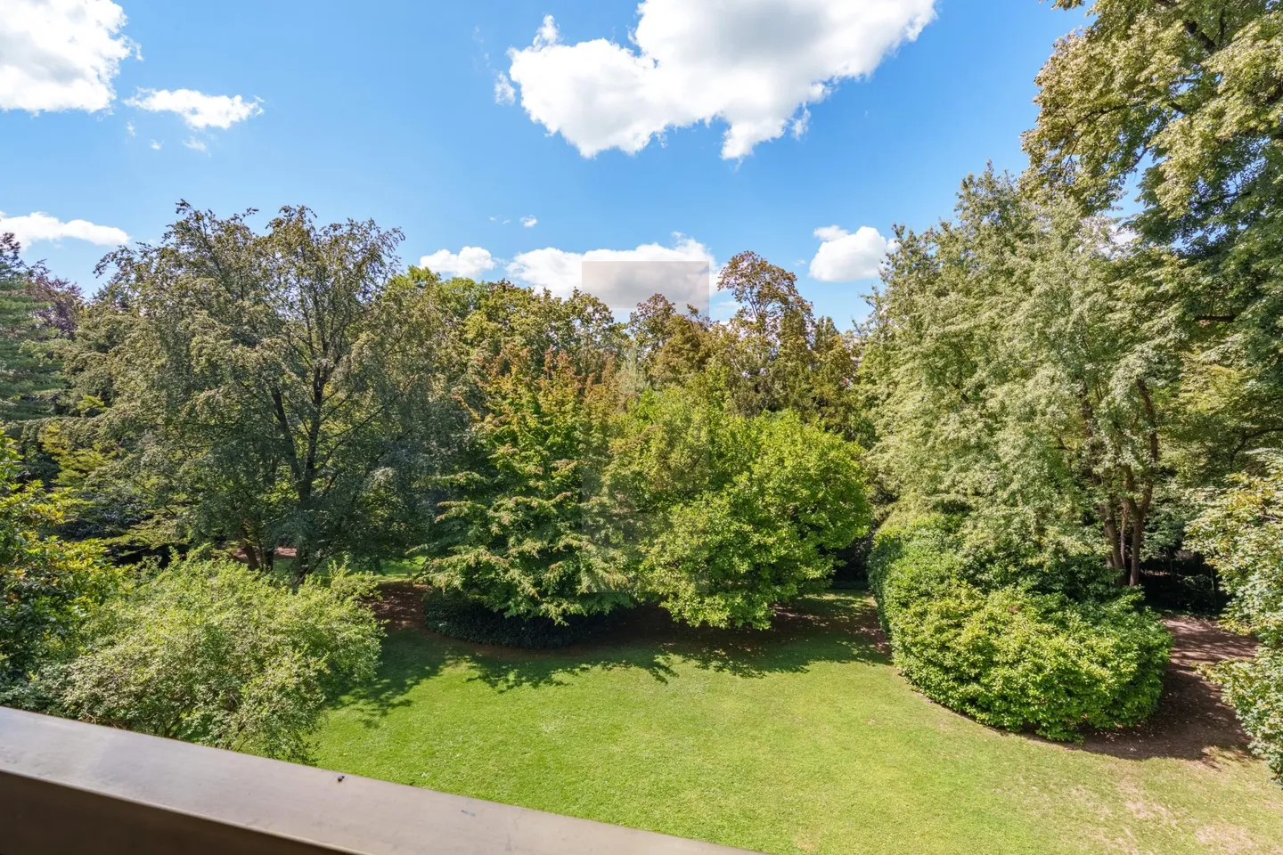 Bellissimo appartamento in una residenza con piscina - Foto 3 di 8