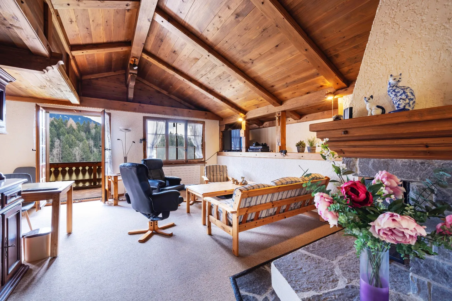 Duplex-Wohnung mit Innenparkplatz in Leysin - Foto 3 von 9